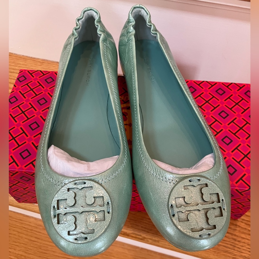 Tory Burch Audrey blue travel ballet flats in women's size 7